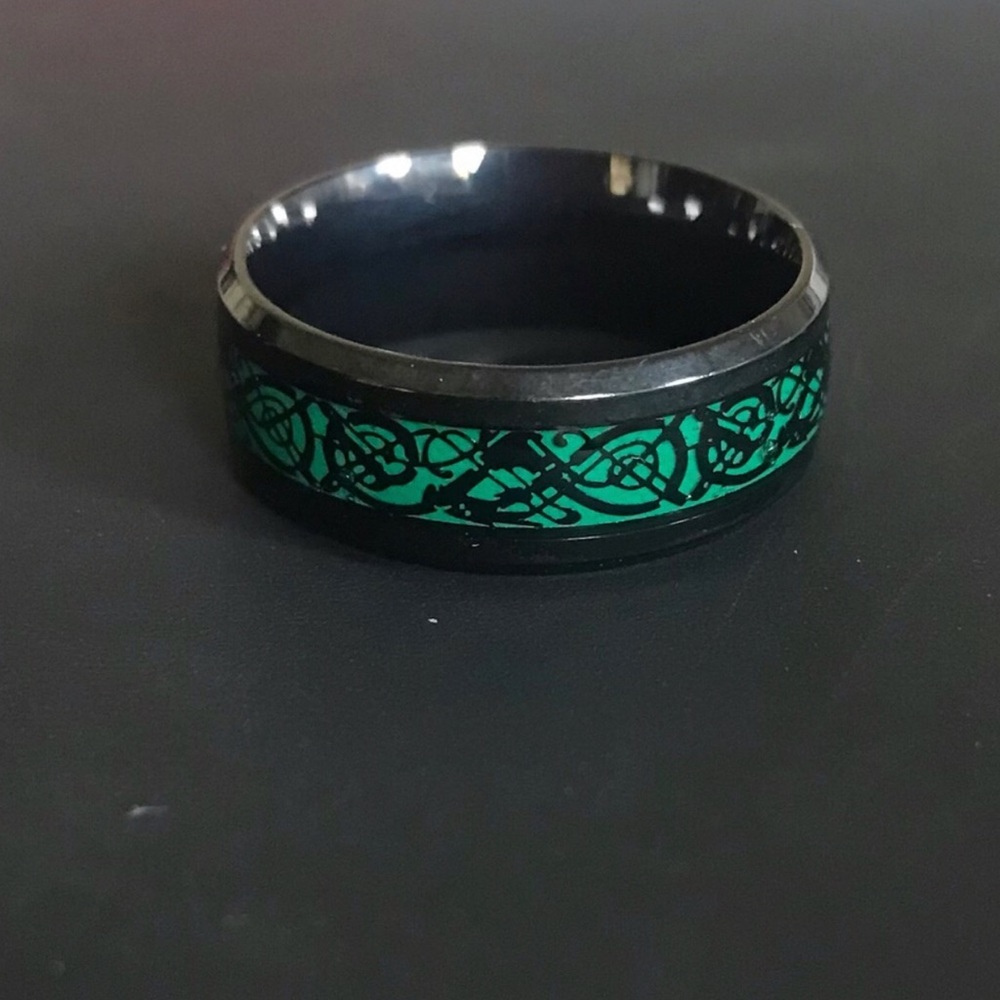 Black Ring with Green Celtic Inlay, Stainless Steel